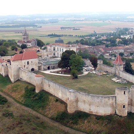Les Vieilles Halles De Villebois Экстерьер фото